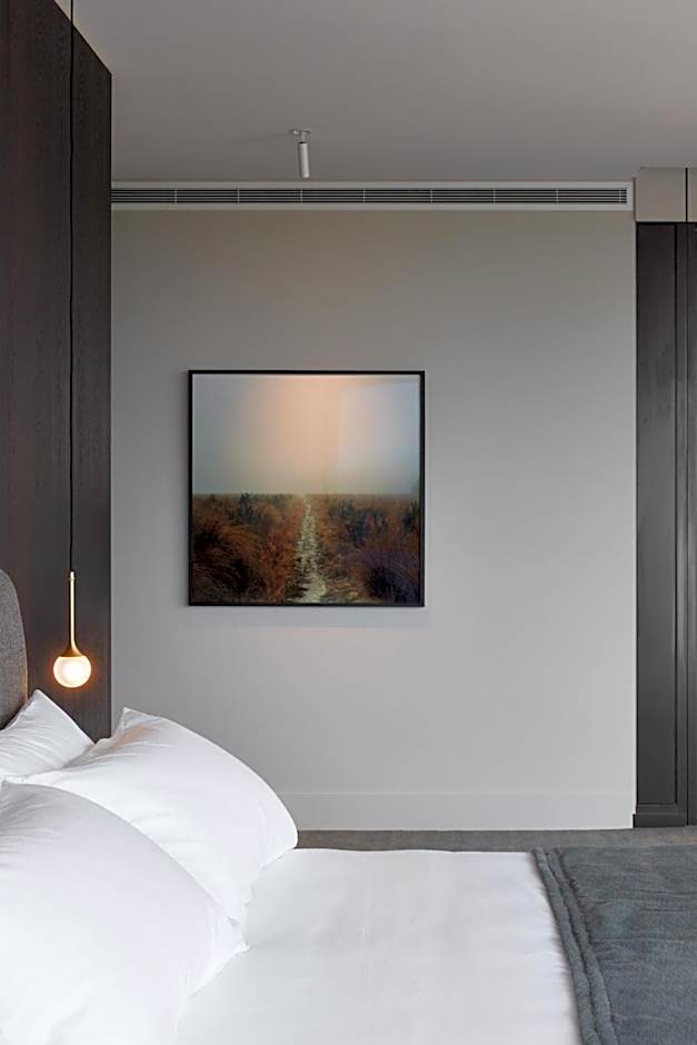 Eos by SkyCity