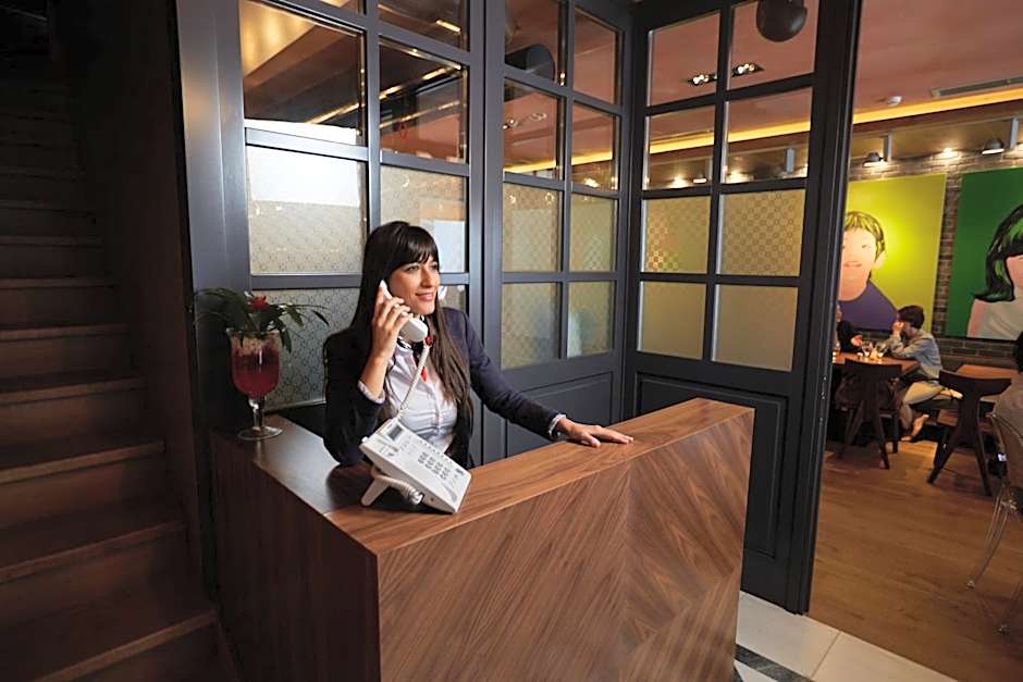 Veritas Boutique Art Hotel