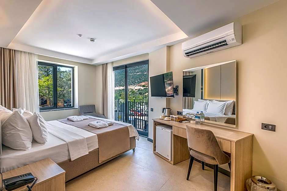 SeaTown Hotel