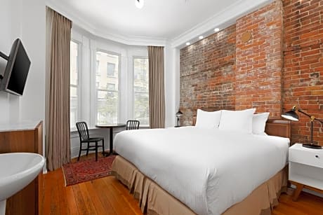 King Room with Shared Bathroom