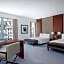 Langham Place, New York, Fifth Avenue
