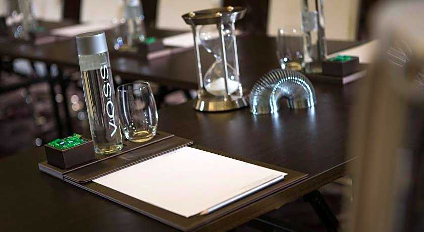 Renaissance by Marriott Suzhou Wujiang Hotel