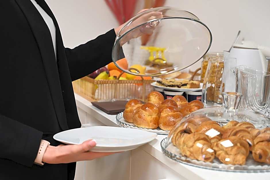 Palace Eight - Suites & Spa