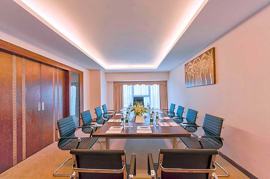 Muong Thanh Luxury Song Lam Hotel