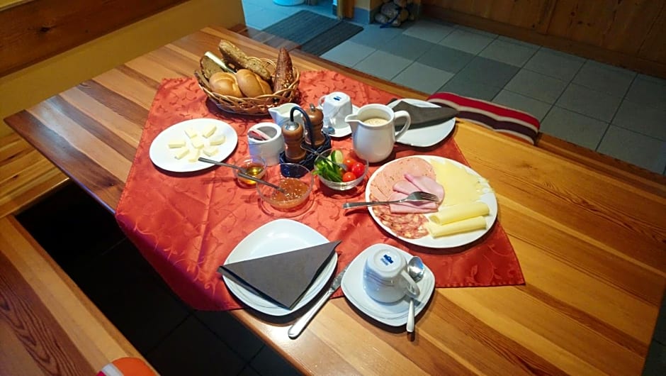 Kindererlebnis- und Biobauernhof Hipp-Bruckner