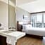 AC Hotel by Marriott Irvine