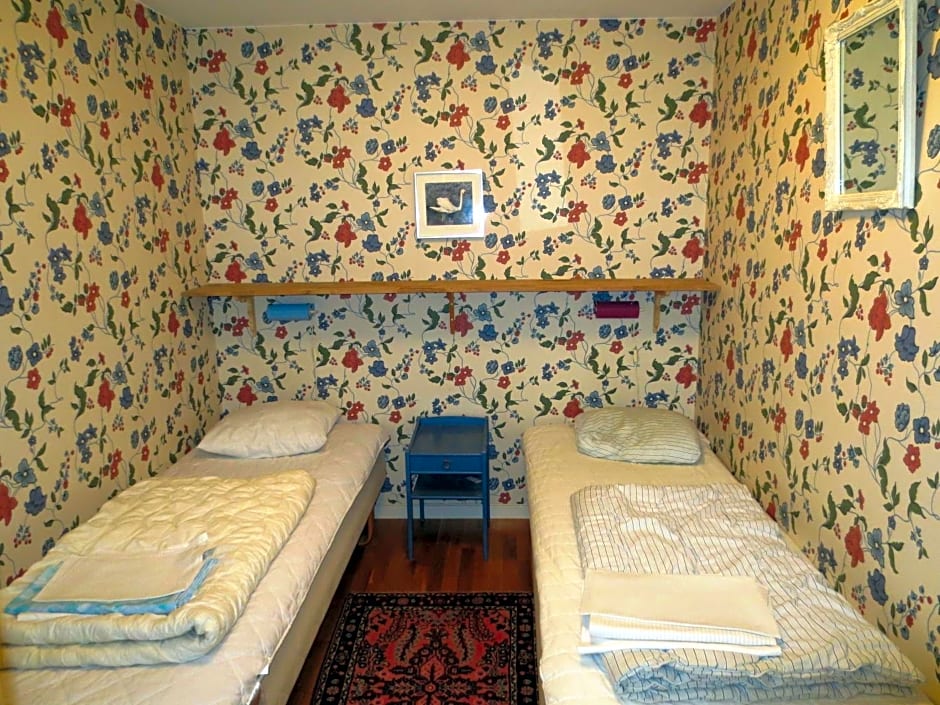 Hostel Bed & Breakfast