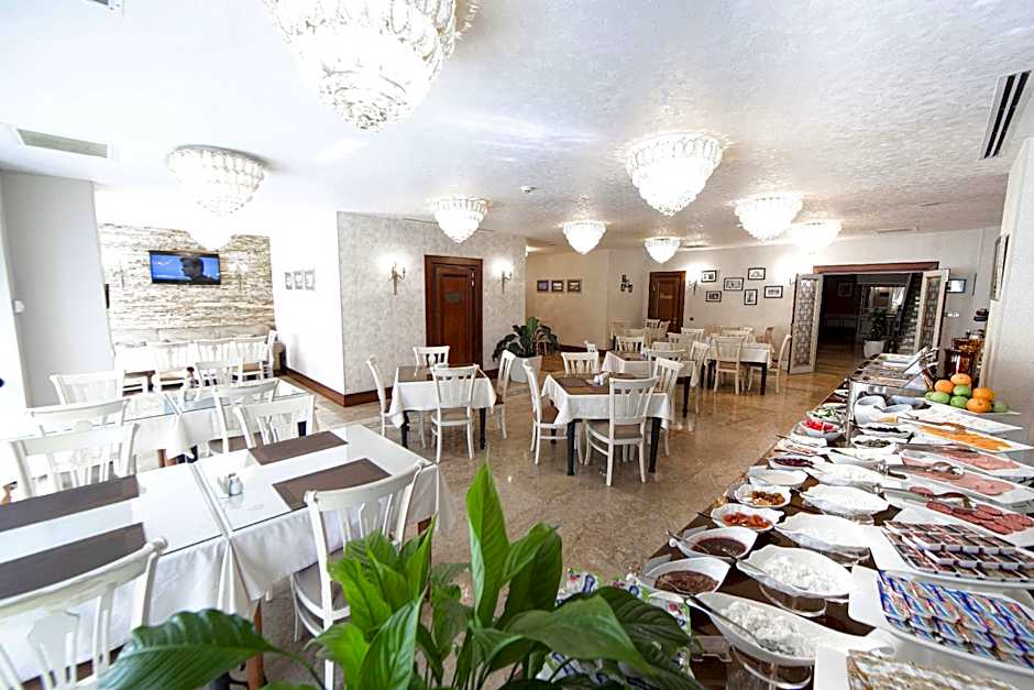 Sapphire Inn Hotel