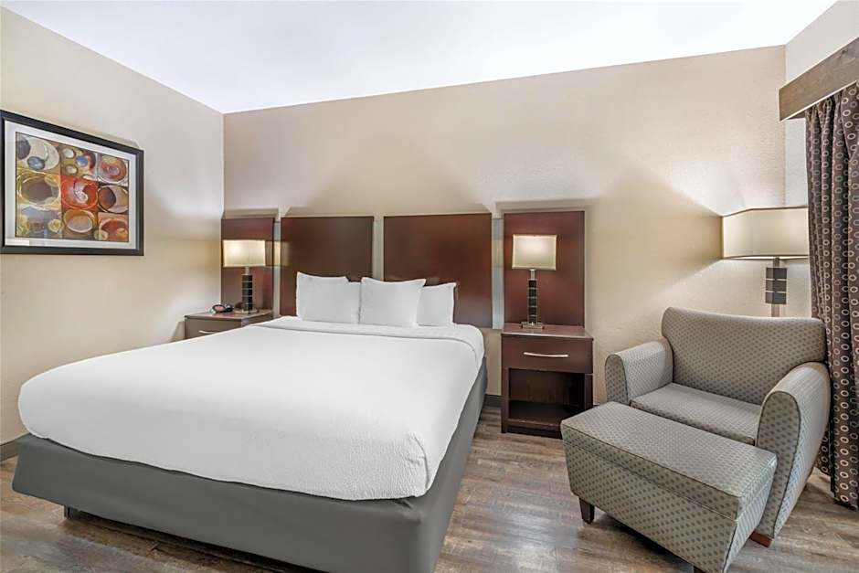 Best Western Plus Eastgate Inn & Suites