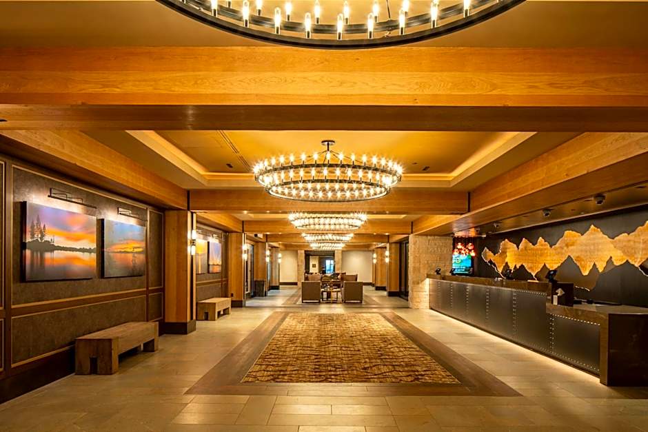 Golden Nugget Lake Tahoe Hotel & Casino