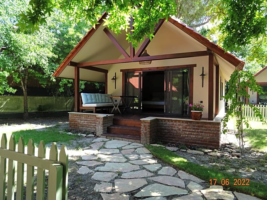 Gaia Koru Bungalows – Ortaca, MI