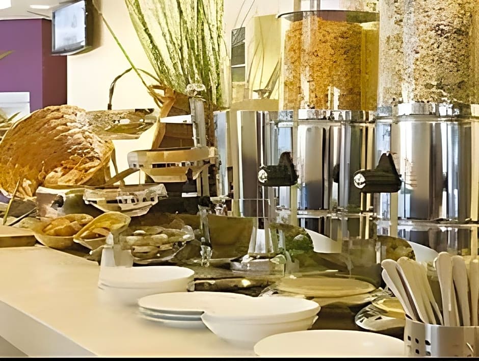 ibis Stevenage Centre