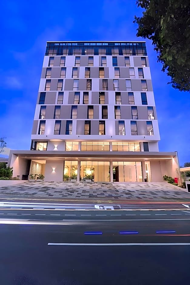 Neo Hotel Puri Indah