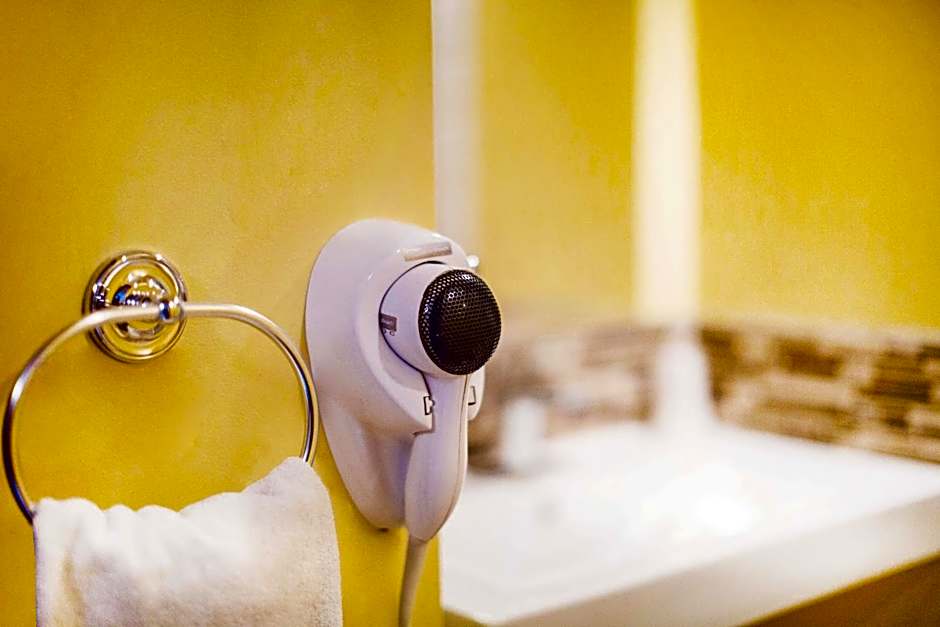 El Patio Inn Studio City