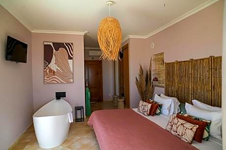 Double Deluxe Suite with Sea View