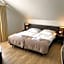 Hotel Mercedes City