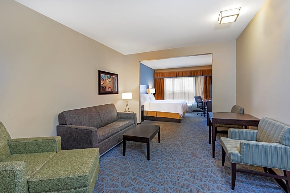 Holiday Inn Express Hotel & Suites Floresville, an IHG Hotel