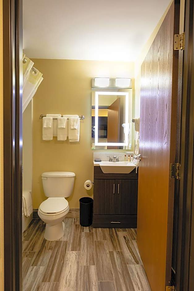 Hawthorn Extended Stay by Wyndham Saint Robert