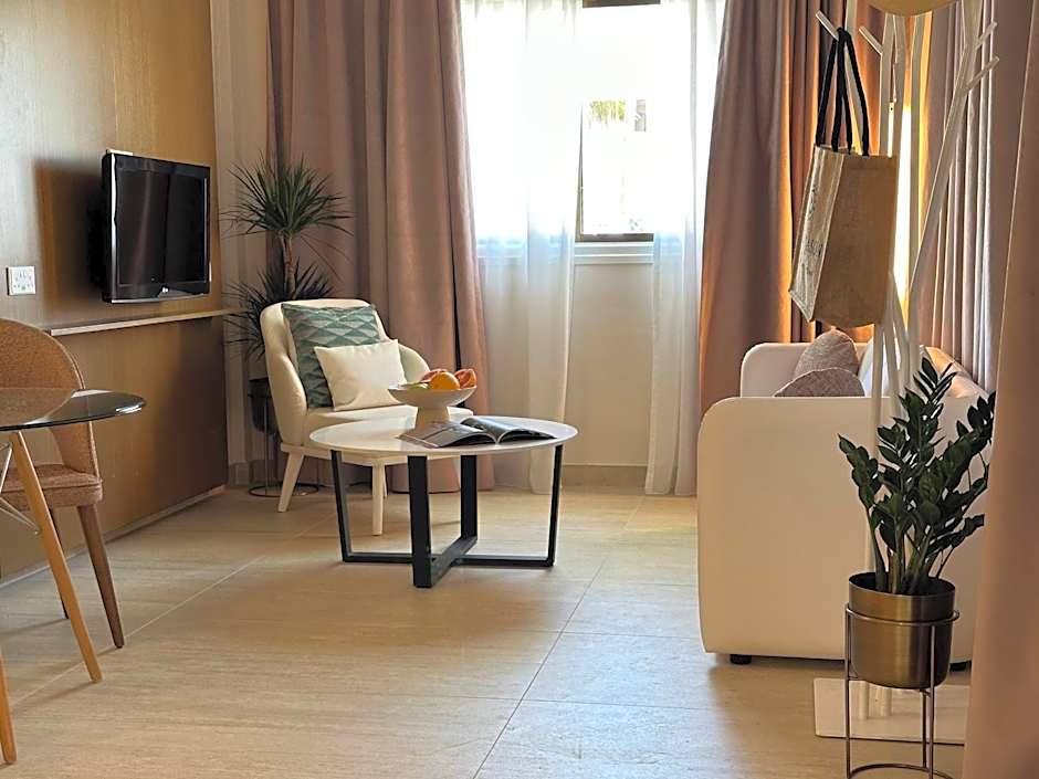 The King Jason Paphos - Designed for Adults