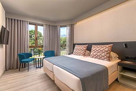 Double or Twin Room with Garden View