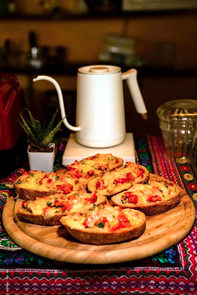 Hostel and Music Bar Bros