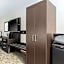 Holiday Inn Express & Suites Chicago OHare Airport, an IHG Hotel By IHG
