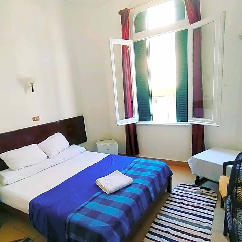 Transit Alexandria Hostel