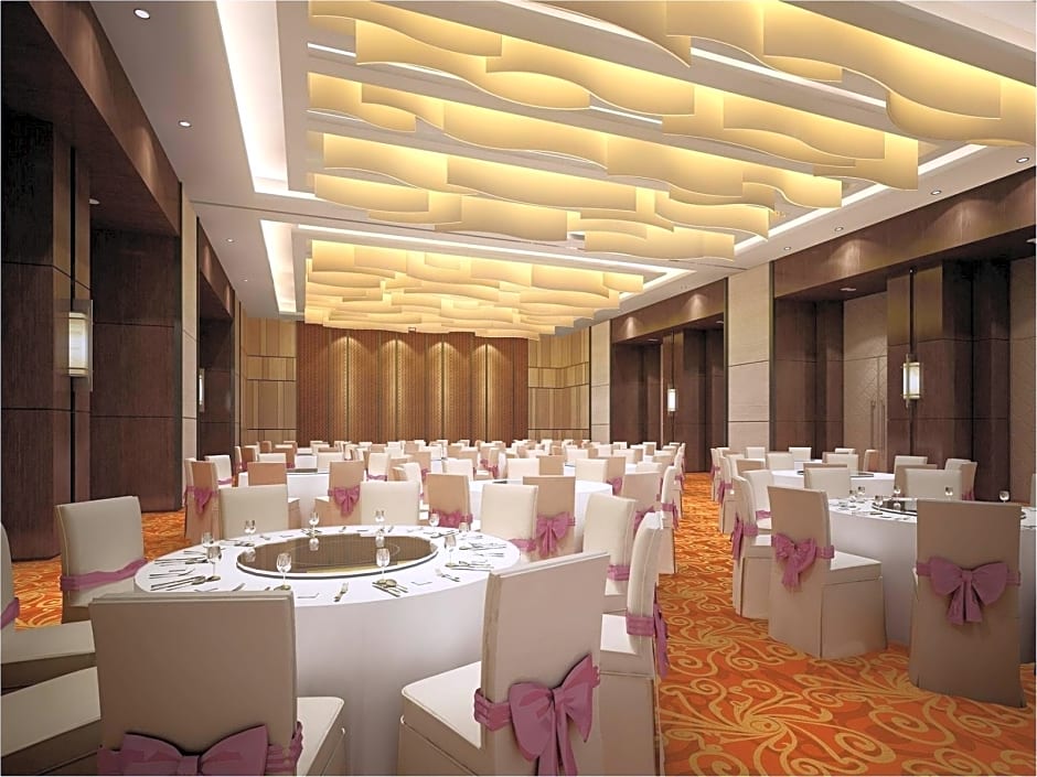 Holiday Inn Taicang City Centre By IHG