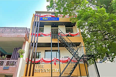 FabHotel Shyam Inn