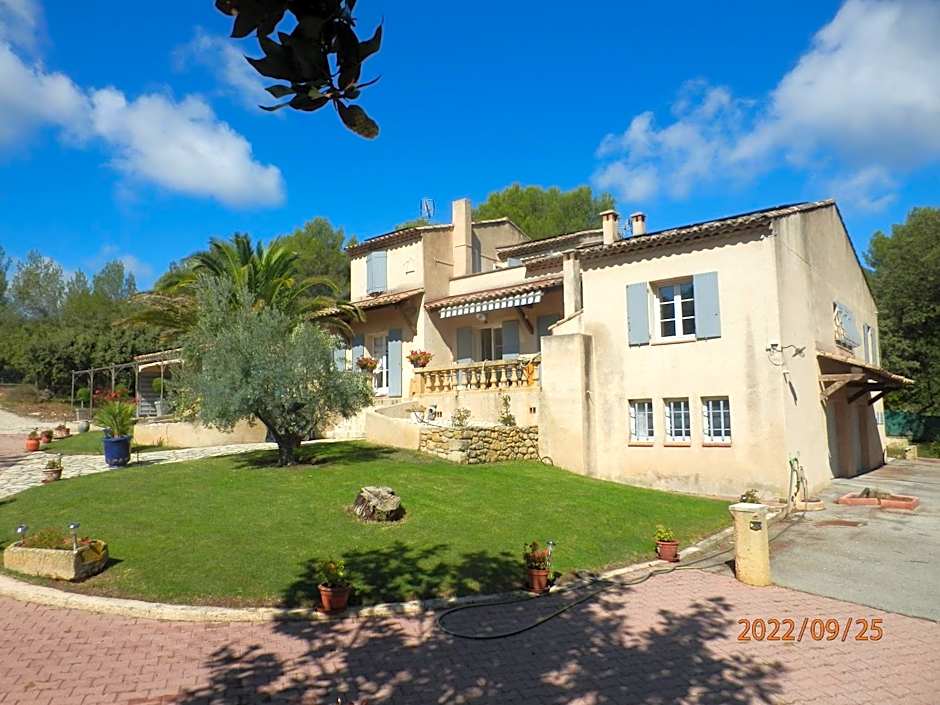 Mas les vieux chênes