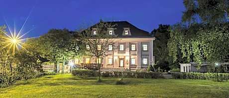 Hotel Zámeček Raspenava