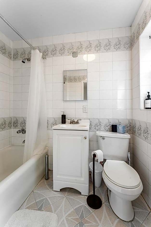 Bay Ridge ApartHotel