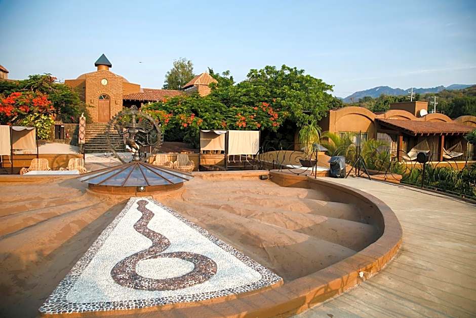 Hostal de la Luz - Spa Holistic Resort