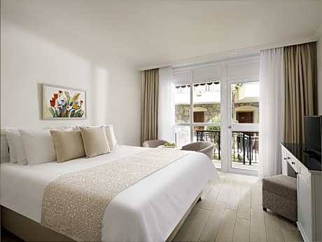 DOUBLE GARDEN VIEW