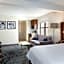 Holiday Inn Express Hotel & Suites Boston-Cambridge By IHG