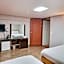 Hotel G