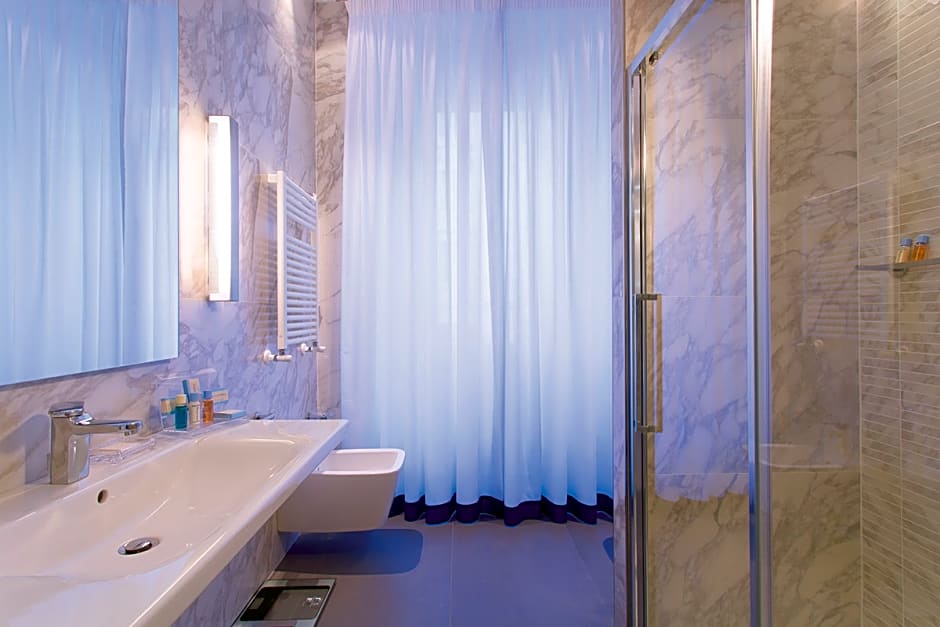 Stendhal Luxury Suites