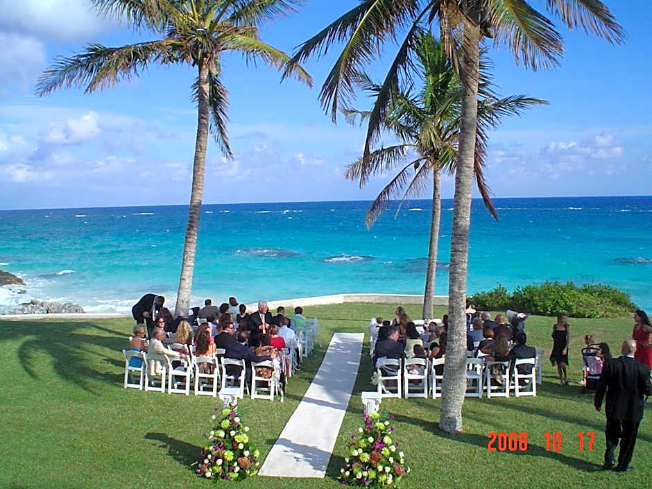 Coco Reef Bermuda