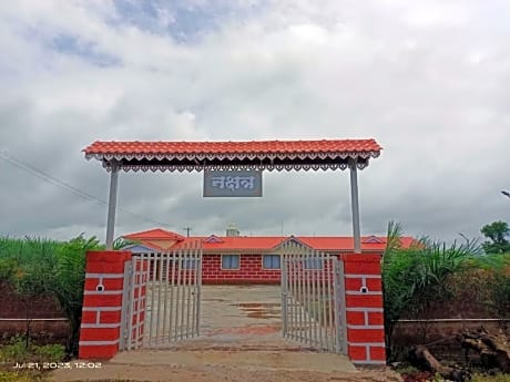 Hotel Nakshatra Resort