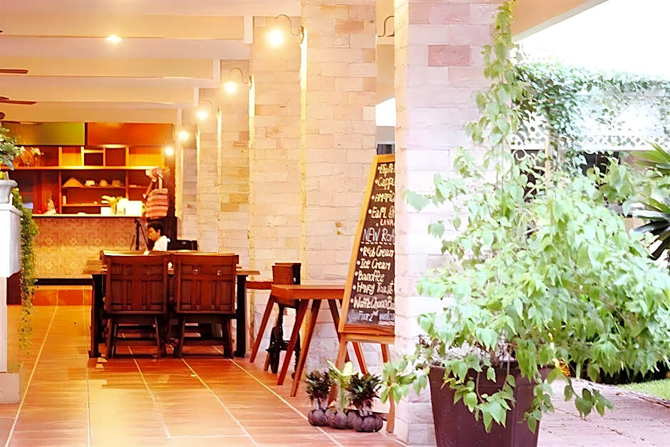 Feung Nakorn Balcony