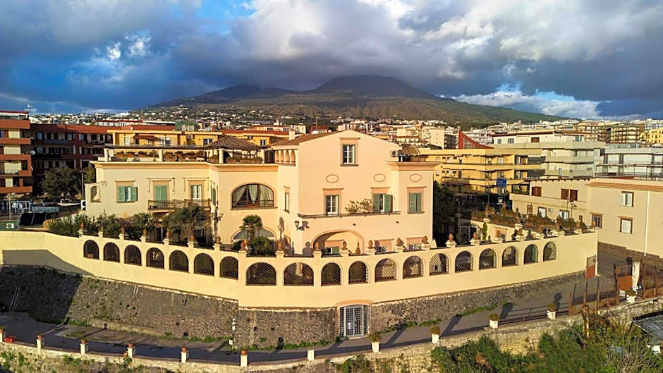 Casa Raiola Ercolano Luxury Rooms & Spa