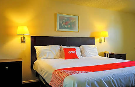 OYO Hotel Duncan, OK Hwy 81 Near Chisholm Casino