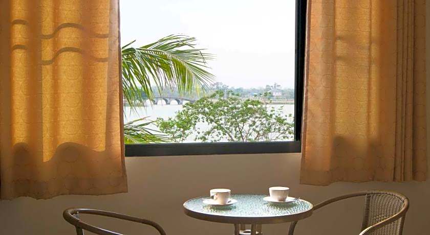 Suporn Lakeview Serviced Apartment & Homestay