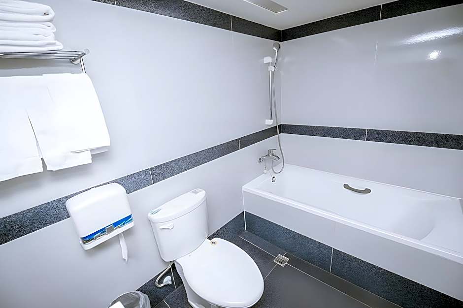 Guide Hotel Taoyuan Fuxing