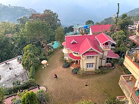 Aashiyana Hotel