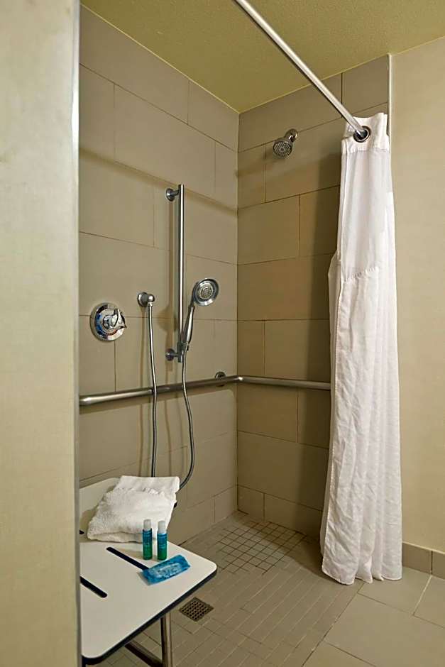 Holiday Inn Express Newport Beach By IHG