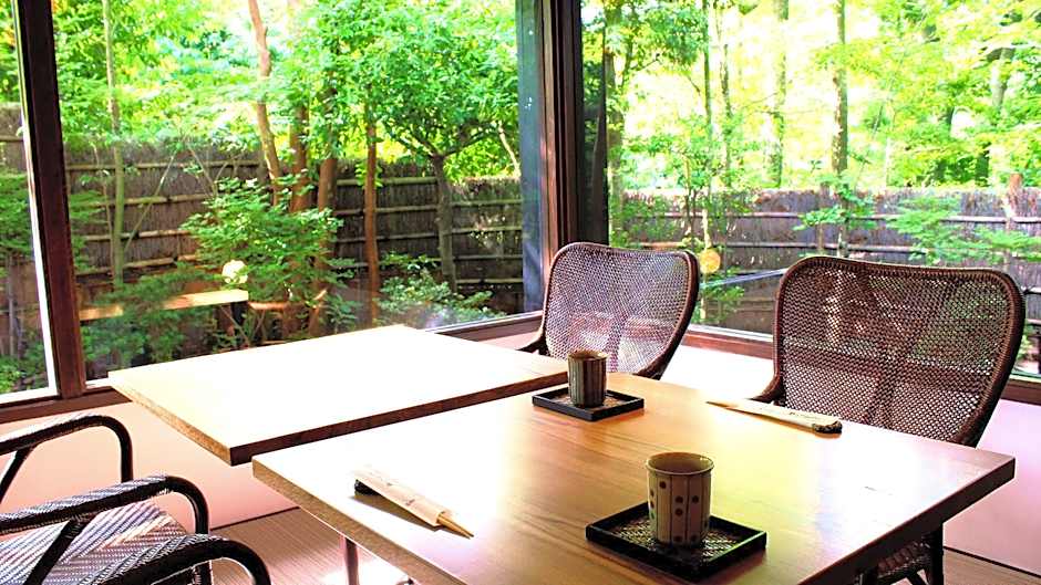 Izukogen Shirogasaki Onsen Hanafubuki