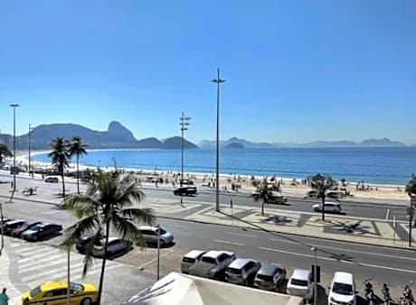 Apartamento em Copacabana beira mar