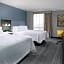 Hampton Inn By Hilton & Suites Kansas City-Country Club Plaza