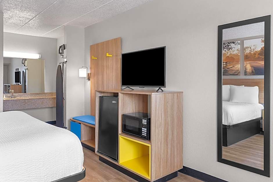 Days Inn by Wyndham Cloverdale Greencastle